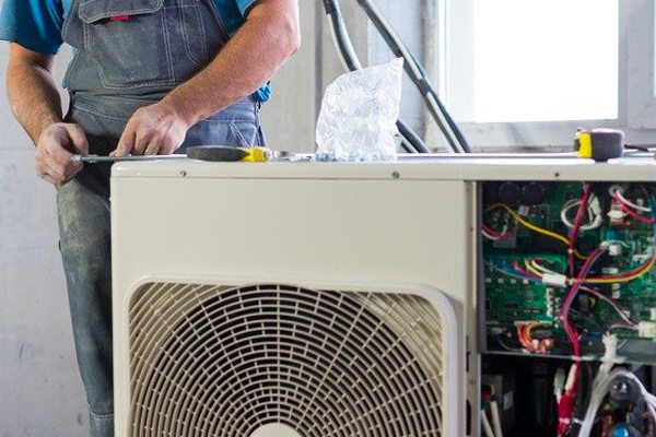 Saskatoon-Air_Conditioning-Repair fix AC unit